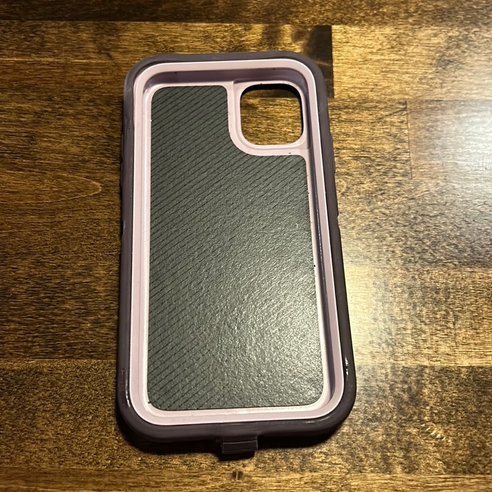 Otterbox defender purple case